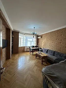 Satılır 2 otaqlı mənzil 90 m² — Bakı, Həzi Aslanov qəs. 2 otaq 90.00 m²