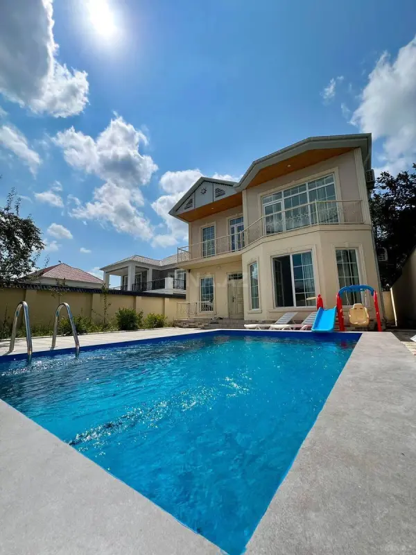 Kirayə verilir 4 otaqlı həyət evi 120 m²