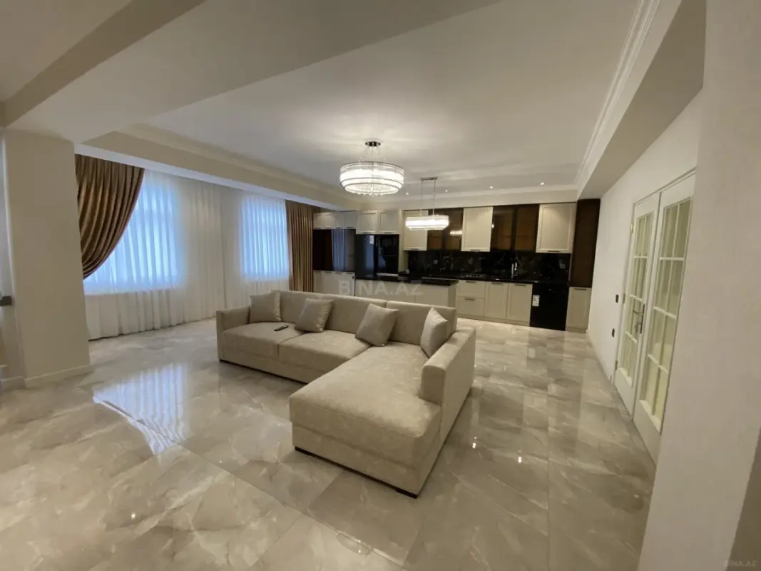 Kirayə verilir 3 otaqlı mənzil 155 m²