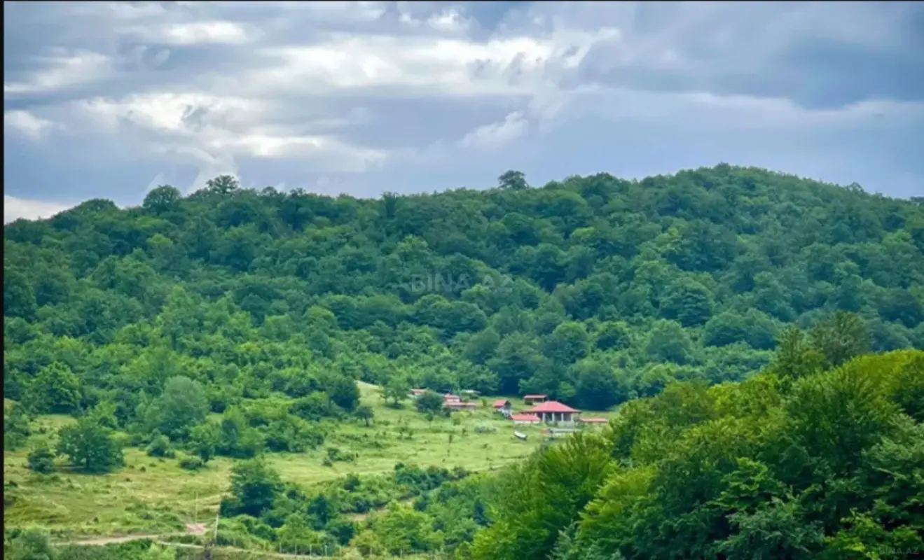 Satılır torpaq sahəsi 230 m²
