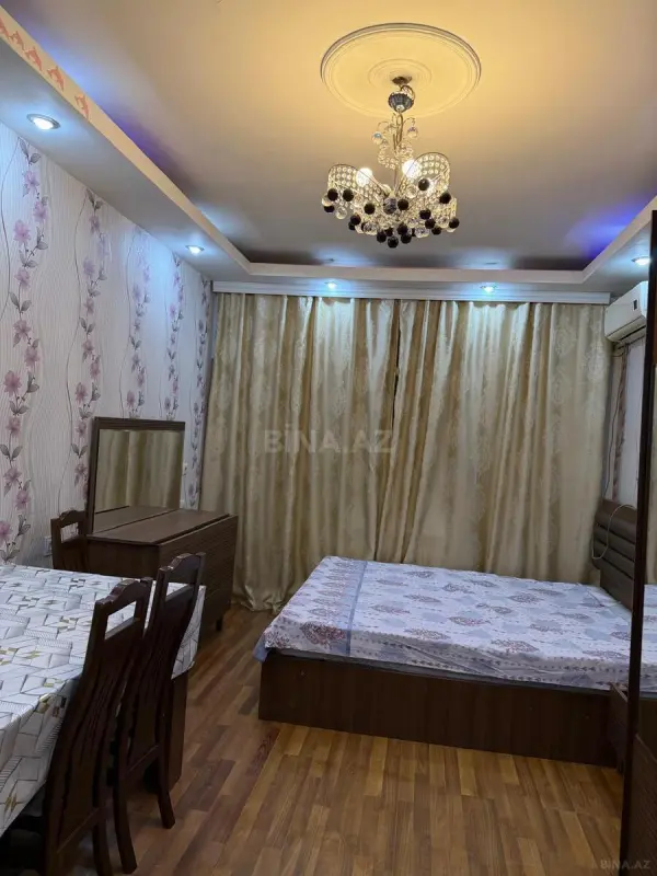 Satılır 1 otaqlı mənzil 40 m²
