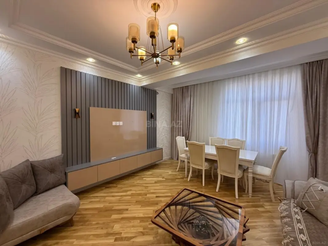 Kirayə verilir 3 otaqlı mənzil 105 m²