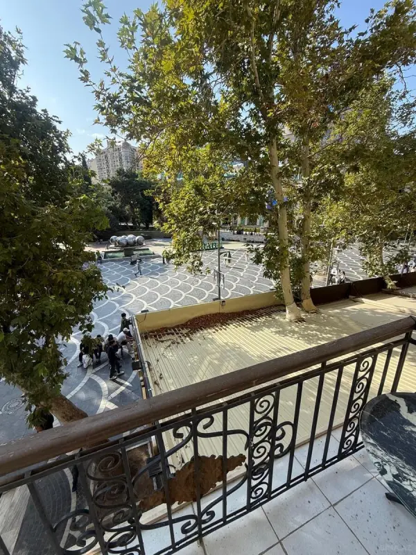 Satılır 1 otaqlı mənzil 40 m²