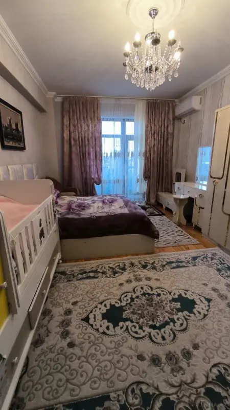 Satılır 1 otaqlı mənzil 56 m²