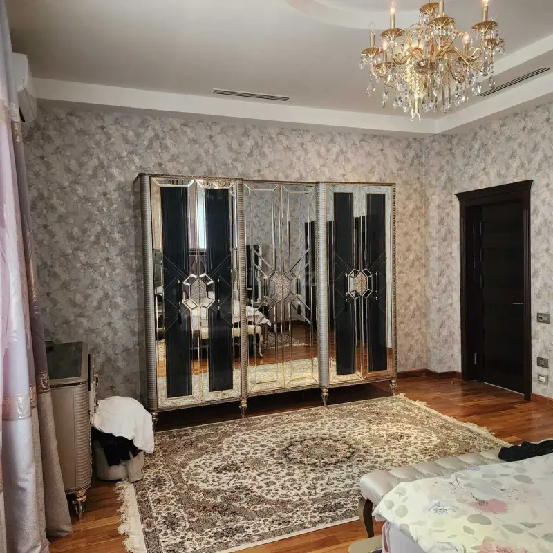 Satılır 3 otaqlı mənzil 118 m²