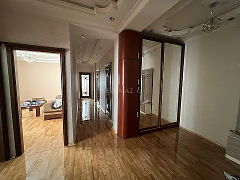 Satılır 3 otaqlı mənzil 105 m² — Bakı 3 otaq 105.00 m²