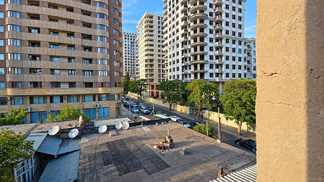 Satılır 3 otaqlı mənzil 70 m² — Bakı 3 otaq 70.00 m²