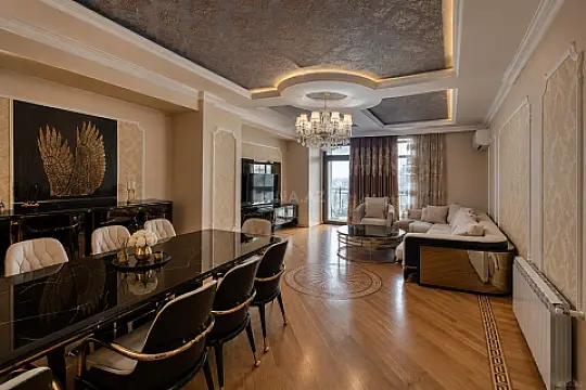 Kirayə verilir 3 otaqlı mənzil 160 m² — Bakı 3 otaq 160.00 m²