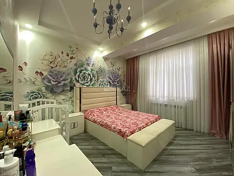 Kirayə verilir 2 otaqlı mənzil 81 m² — Bakı 2 otaq 81.00 m²