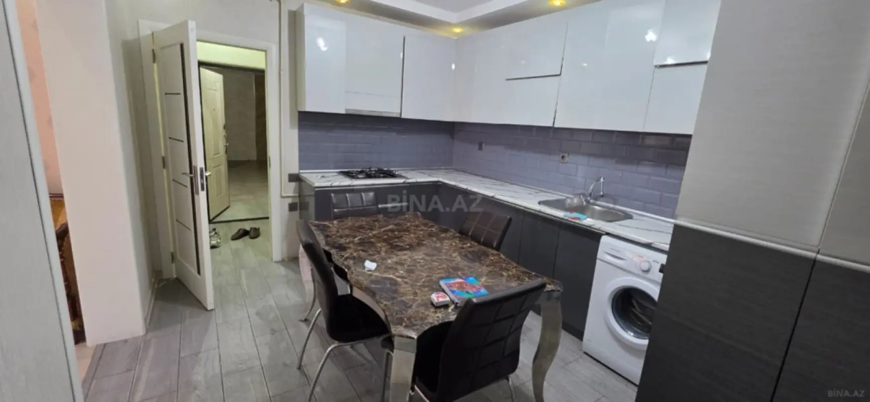 Kirayə verilir 3 otaqlı mənzil 100 m²