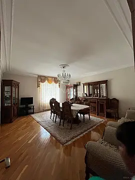 Kirayə verilir 3 otaqlı həyət evi 130 m² — Bakı, Badamdar 3 otaq 130.00 m²
