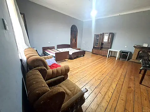 Kirayə verilir 2 otaqlı həyət evi 50 m² — Bakı, Nizami 2 otaq 50.00 m²