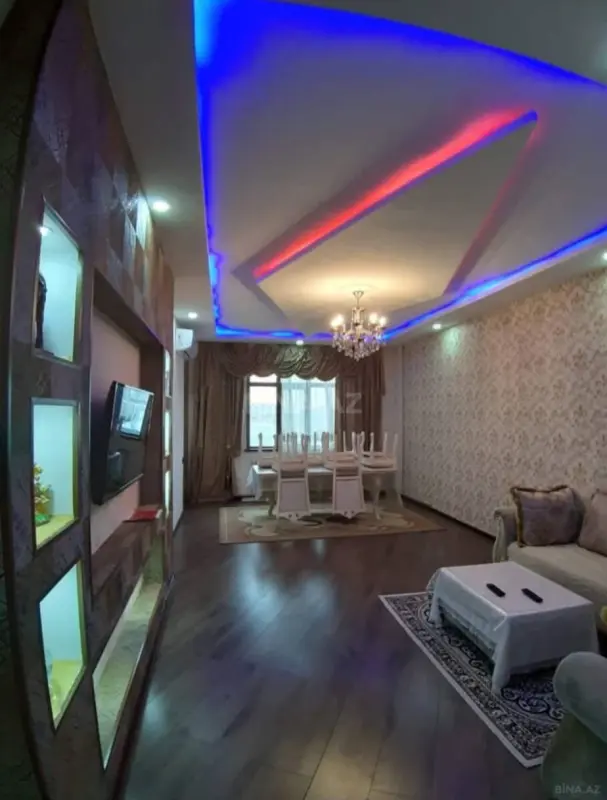 Kirayə verilir 3 otaqlı mənzil 106 m²