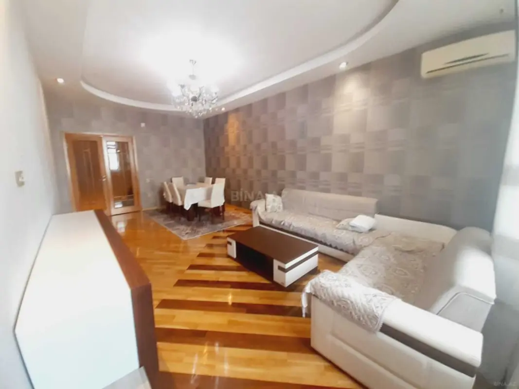 Kirayə verilir 3 otaqlı mənzil 135 m²