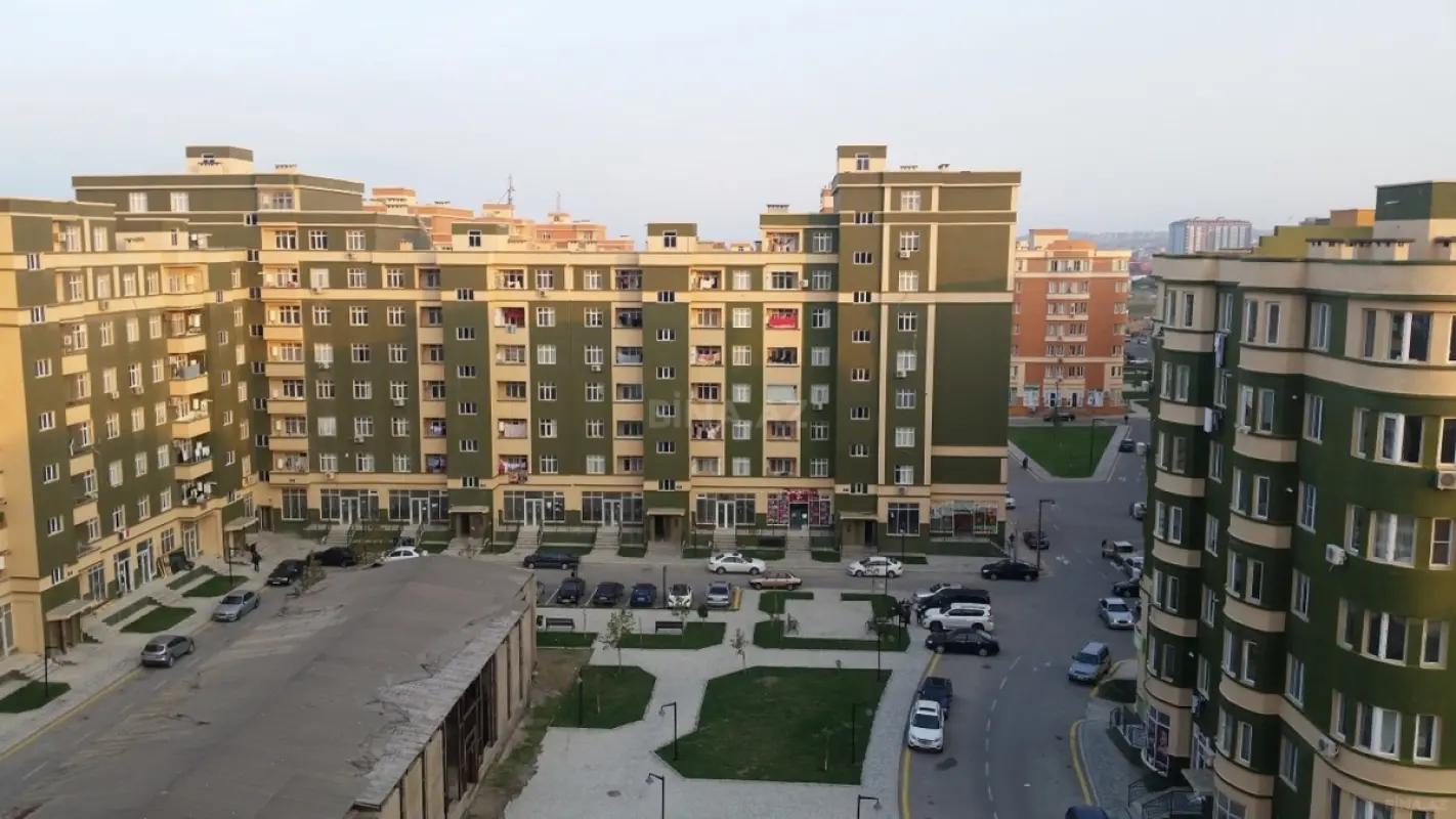 Satılır 2 otaqlı mənzil 42 m²
