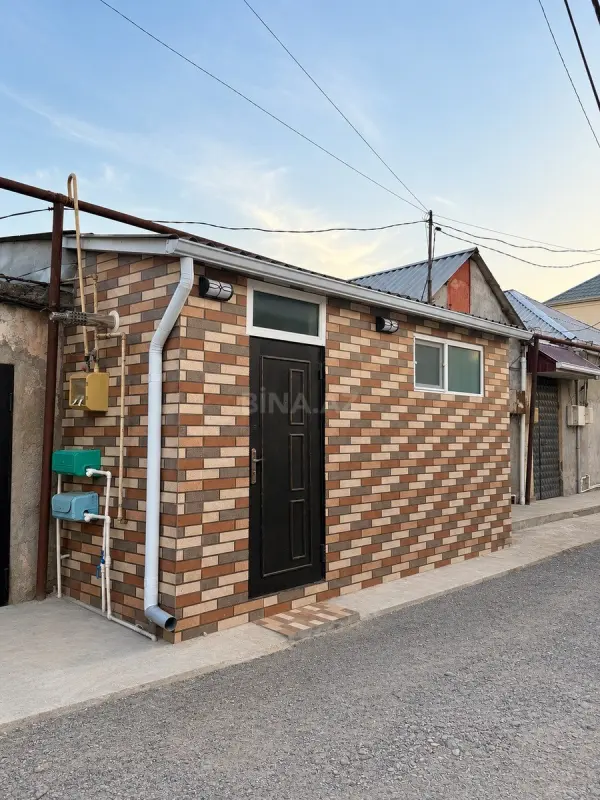 Satılır 1 otaqlı həyət evi 45 m²