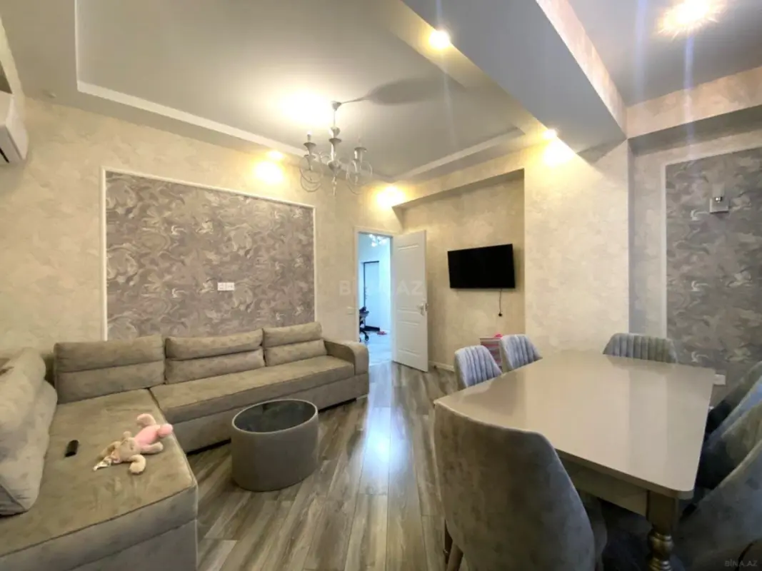 Kirayə verilir 2 otaqlı mənzil 85 m²