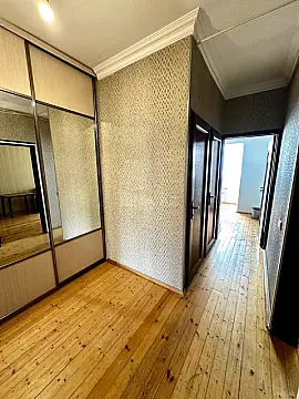Satılır 2 otaqlı mənzil 65 m² — Bakı, İnşaatçılar 2 otaq 65.00 m²