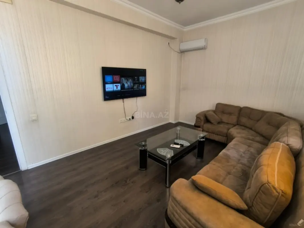 Kirayə verilir 2 otaqlı mənzil 62 m²