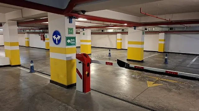 Satılır qaraj 20 m² — Bakı, Sahil qəs. 20.00 m²
