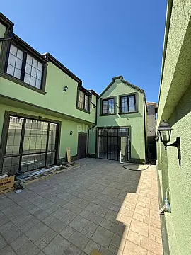 Satılır 5 otaqlı həyət evi 220 m² — Bakı, Badamdar 5 otaq 220.00 m²