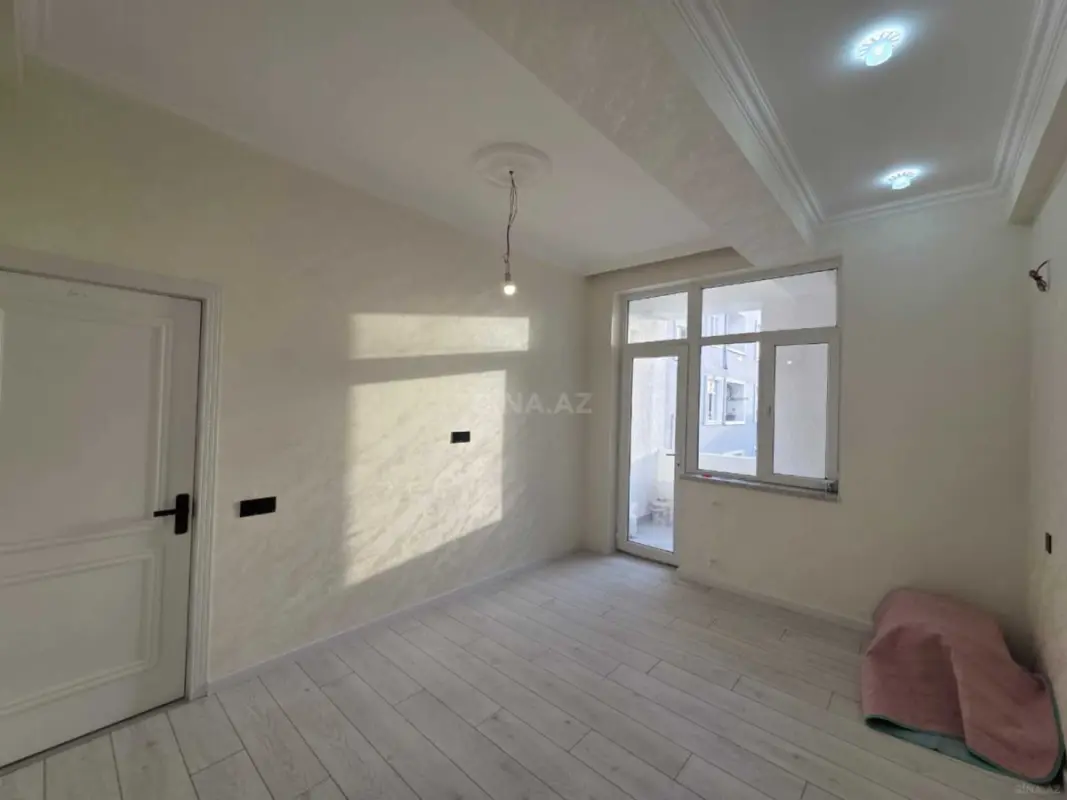 Satılır 2 otaqlı mənzil 52 m²