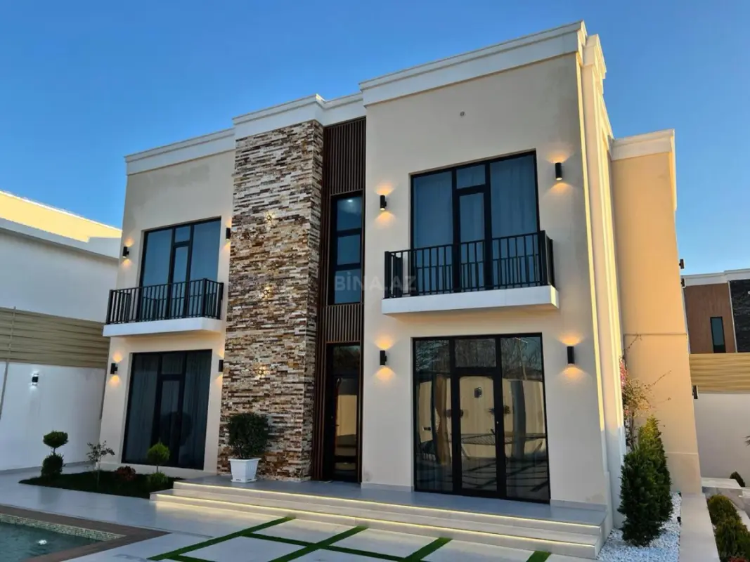 Satılır 5 otaqlı həyət evi 280 m²