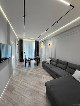 Kirayə verilir 3 otaqlı mənzil 92 m² — Bakı, Nizami 3 otaq 92.00 m²