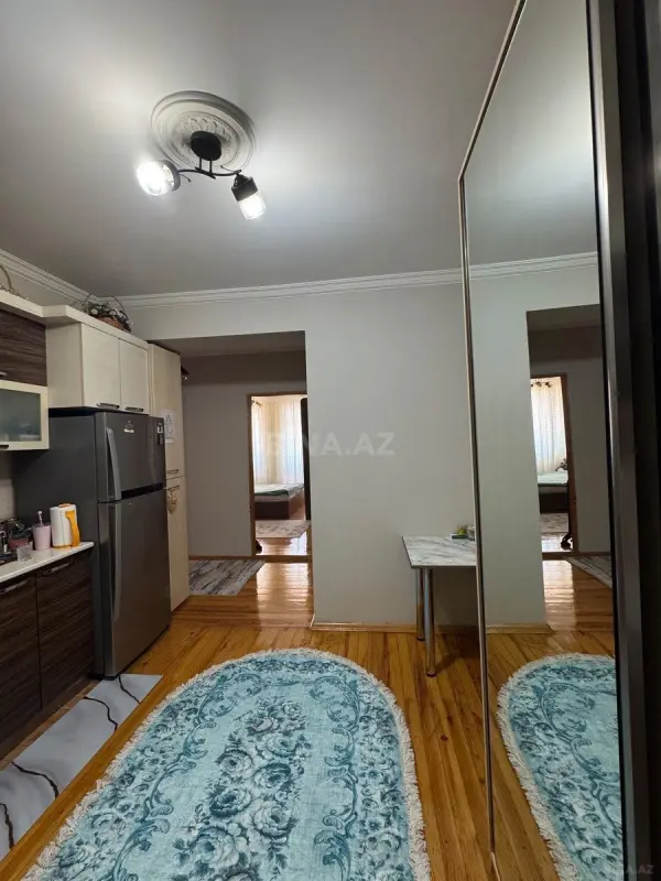 Satılır 2 otaqlı mənzil 66 m²