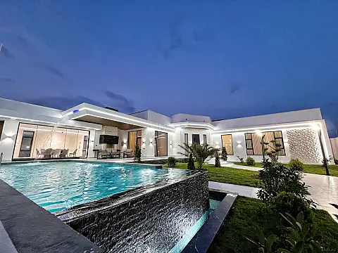Satılır 5 otaqlı həyət evi 250 m² — Bakı, Mərdəkan 5 otaq 250.00 m²