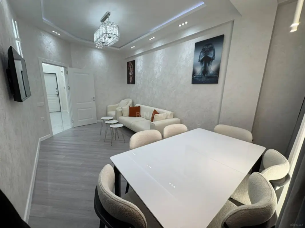 Kirayə verilir 2 otaqlı mənzil 55 m²