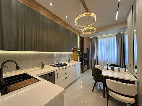 Satılır 3 otaqlı mənzil 120 m² — Bakı 3 otaq 120.00 m²