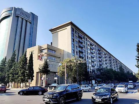 Satılır 3 otaqlı mənzil 75 m² — Bakı 3 otaq 75.00 m²
