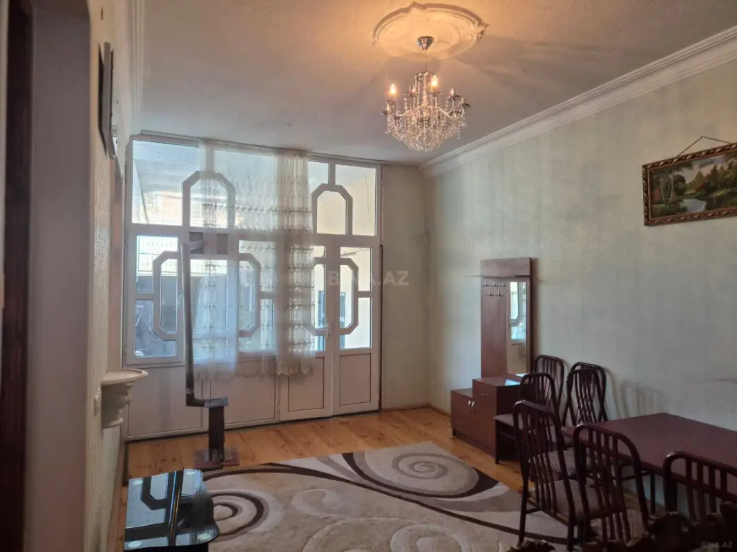Kirayə verilir 2 otaqlı həyət evi 60 m²
