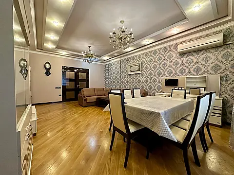Kirayə verilir 3 otaqlı mənzil 145 m² — Bakı 3 otaq 145.00 m²
