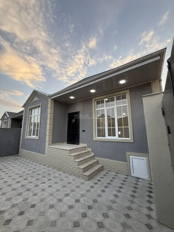 Satılır 4 otaqlı həyət evi 90 m²
