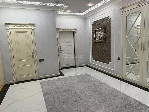 Satılır 4 otaqlı mənzil 161 m² — Bakı, Əhmədli 4 otaq 161.00 m²