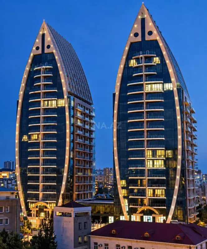Kirayə verilir 4 otaqlı mənzil 270 m²