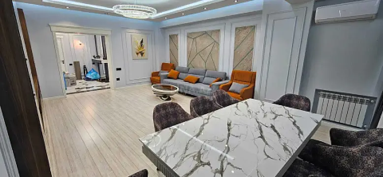 Kirayə verilir 4 otaqlı mənzil 180 m² — Bakı, İnşaatçılar 4 otaq 180.00 m²