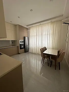 Kirayə verilir 2 otaqlı mənzil 112 m² — Bakı 2 otaq 112.00 m²