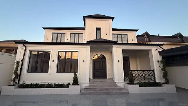 Satılır 5 otaqlı həyət evi 260 m² — Bakı, Həzi Aslanov qəs. 5 otaq 260.00 m²