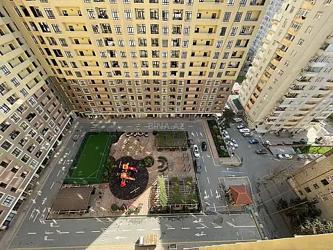 Satılır 3 otaqlı mənzil 96 m² — Bakı, İnşaatçılar 3 otaq 96.00 m²