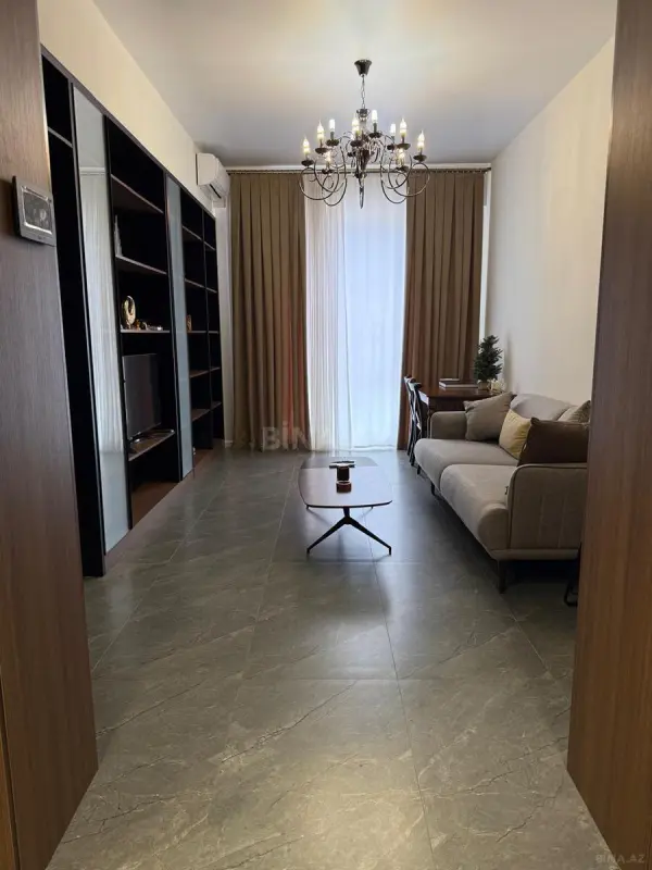 Kirayə verilir 2 otaqlı mənzil 63 m²