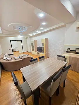Kirayə verilir 2 otaqlı mənzil 120 m² — Bakı, Nəsimi 2 otaq 120.00 m²