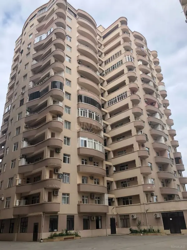 Kirayə verilir 3 otaqlı mənzil 150 m²