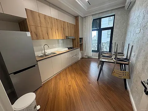 Kirayə verilir 3 otaqlı mənzil 115 m² — Bakı 3 otaq 115.00 m²