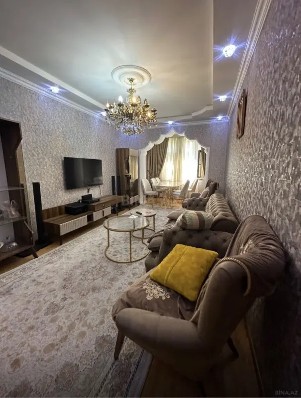 Satılır 3 otaqlı mənzil 120 m²