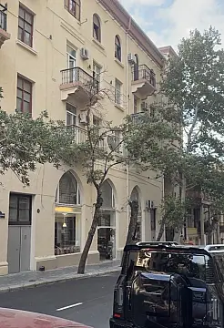 Satılır obyekt 61 m² — Bakı 61.00 m²