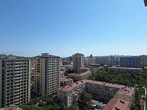 Satılır 4 otaqlı mənzil 174.5 m² — Bakı, Nərimanov 4 otaq 174.50 m²