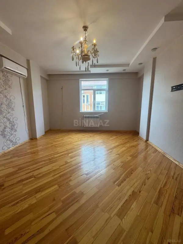 Satılır 2 otaqlı mənzil 72 m²
